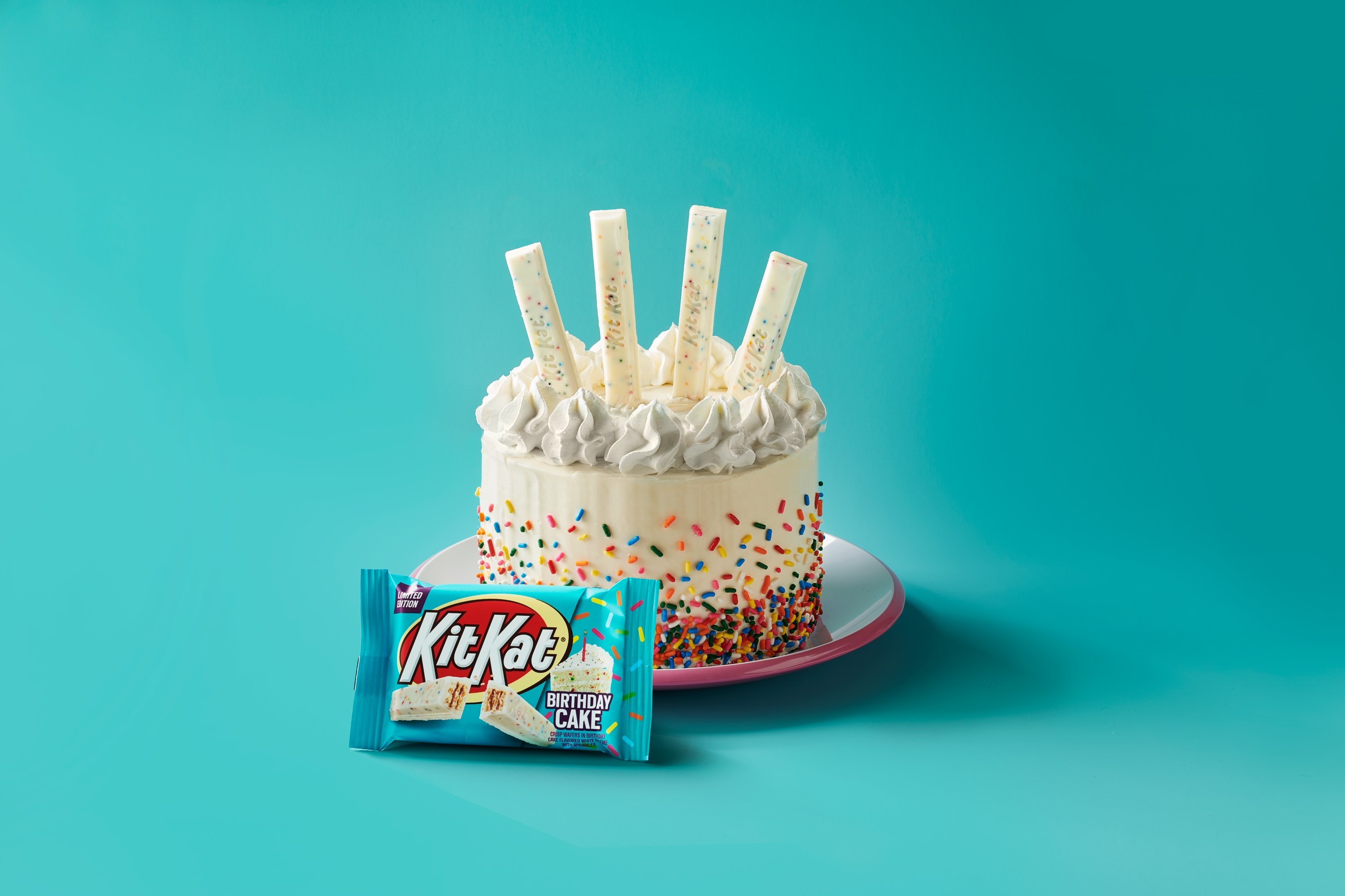 KitKat Cake – Suleman Sweets